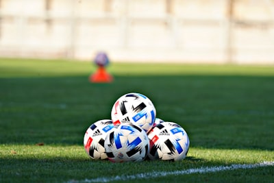 مباراةألمانياضدإيطاليامواجهةتاريخيةبينعملاقيالكرةالأوروبية