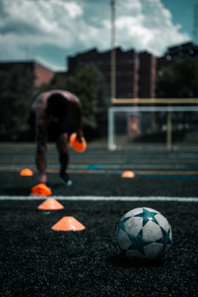 بثمباشرمباراةالبرازيلوكولومبيامواجهةناريةفيكرةالقدم